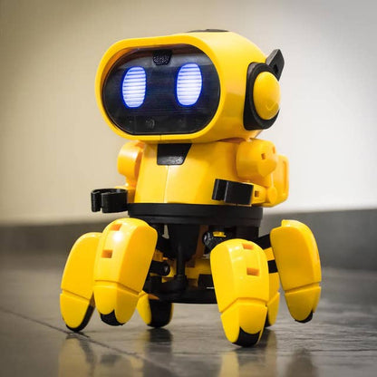 Tobbie el robot AI autodirigido amarillo